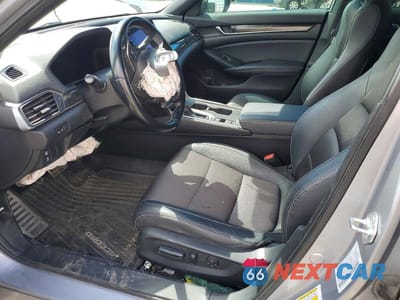 Zdjęcie 7 z 13 samochodu: 2021 HONDA ACCORD SPORT VIN:1HGCV1F31MA026114 - miniatura