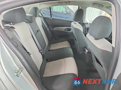 Zdjęcie 10 z 11 samochodu: 2011 CHEVROLET CRUZE LS VIN:1G1PC5SHXB7238558 - miniatura