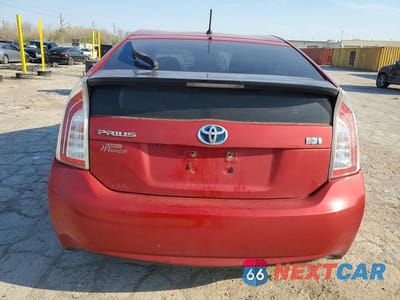 Zdjęcie 6 z 13 samochodu: 2015 TOYOTA PRIUS TWO VIN:JTDKN3DU7F0438726 - miniatura