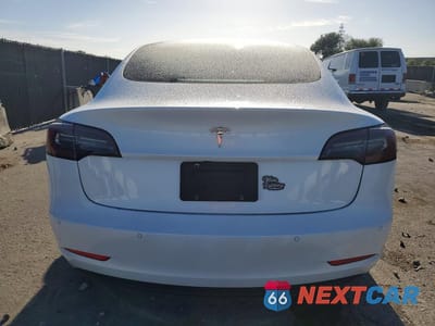 Zdjęcie 6 z 13 samochodu: 2022 TESLA MODEL 3 VIN:5YJ3E1EA2NF350079 - miniatura