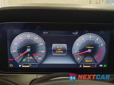 Zdjęcie 9 z 13 samochodu: 2018 MERCEDES-BENZ E 400 4MATIC VIN:WDDZF6GB4JA365802 - miniatura