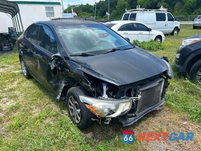 2013 HYUNDAI ACCENT GLS KMHCT4AEXDU566635 - główne zdjęcie licytacji z USA - miniatura