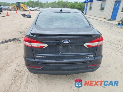 Zdjęcie 6 z 12 samochodu: 2019 FORD FUSION TITANIUM VIN:3FA6P0RUXKR277453 - miniatura