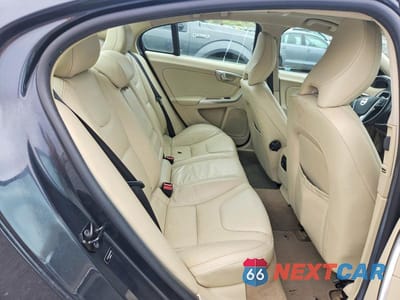 Zdjęcie 10 z 12 samochodu: 2013 VOLVO S60 T5 VIN:YV1612FS0D1208658 - miniatura
