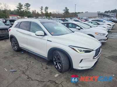 Czwarte zdjęcie samochodu z boku: 2019 INFINITI QX50 ESSENTIAL VIN:3PCAJ5M36KF127150 - miniatura