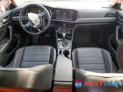 Zdjęcie 8 z 12 samochodu: 2021 VOLKSWAGEN JETTA S VIN:3VWC57BU4MM008285 - miniatura