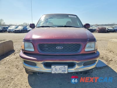Piąte zdjęcie samochodu w środku: 1998 FORD F150 VIN:1FTZX1868WKB67026 - miniatura