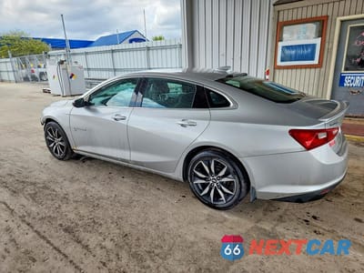 Drugie zdjęcie samochodu z przodu: 2018 CHEVROLET MALIBU LT VIN:1G1ZD5ST0JF197324 - miniatura