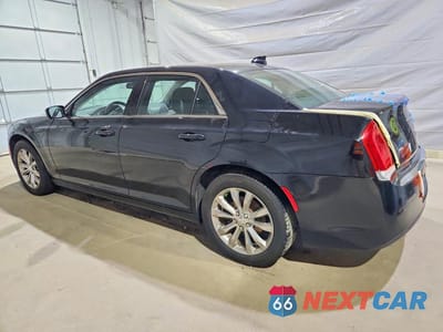 Drugie zdjęcie samochodu z przodu: 2018 CHRYSLER 300 TOURING VIN:2C3CCARG5JH317154 - miniatura