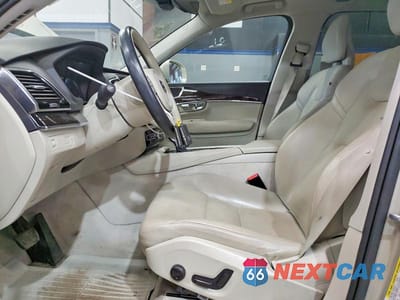 Zdjęcie 7 z 12 samochodu: 2016 VOLVO XC90 T6 VIN:YV4A22PK3G1038826 - miniatura