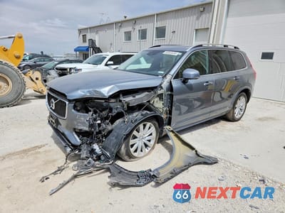 2016 VOLVO XC90 T6 YV4A22PK7G1015291 - główne zdjęcie licytacji z USA - miniatura