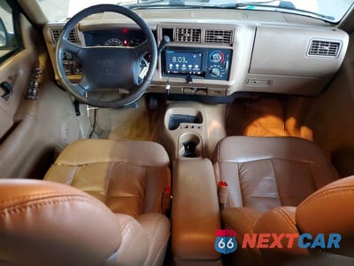 Zdjęcie 8 z 13 samochodu: 1995 GMC JIMMY VIN:1GKCS13W4S2559513 - miniatura