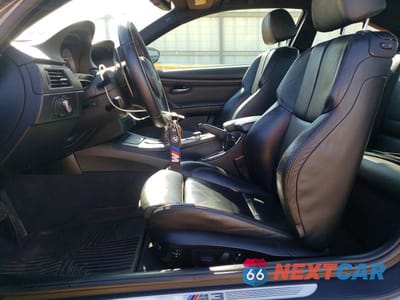 Zdjęcie 7 z 12 samochodu: 2010 BMW M3 VIN:WBSWD9C53AP362495 - miniatura