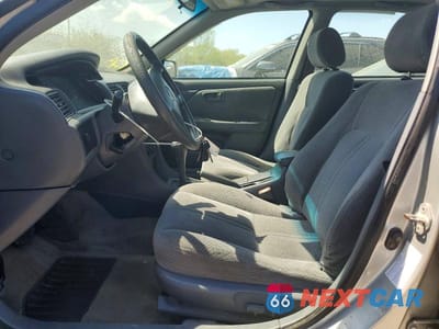 Zdjęcie 7 z 11 samochodu: 2001 TOYOTA CAMRY LE VIN:4T1BG22KX1U864980 - miniatura