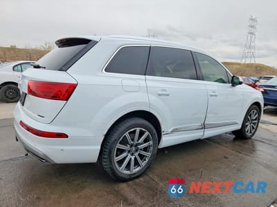 Trzecie zdjęcie samochodu z tyłu: 2019 AUDI Q7 PRESTIGE VIN:WA1VAAF7XKD041609 - miniatura