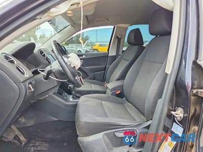 Zdjęcie 7 z 13 samochodu: 2017 VOLKSWAGEN TIGUAN S VIN:WVGAV7AX3HK053989 - miniatura