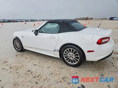 Drugie zdjęcie samochodu z przodu: 2020 FIAT 124 SPIDER CLASSICA VIN:JC1NFAEK3L0145460 - miniatura