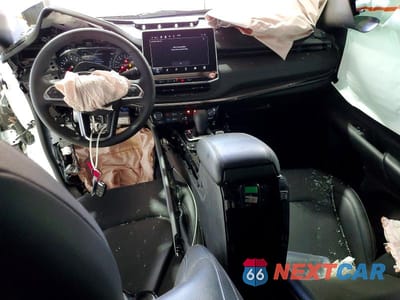 Zdjęcie 8 z 13 samochodu: 2026 JEEP COMPASS LIMITED VIN:3C4NJDCN8TT184256 - miniatura