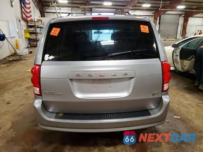 Zdjęcie 6 z 13 samochodu: 2016 DODGE GRAND CARAVAN SXT VIN:2C4RDGCG9GR169253 - miniatura