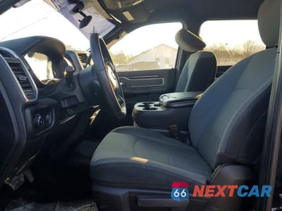 Zdjęcie 7 z 11 samochodu: 2021 RAM 2500 BIG HORN VIN:3C6UR5JL5MG579041 - miniatura