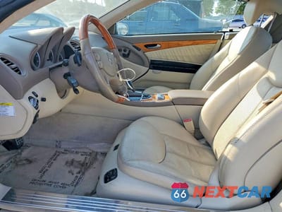 Zdjęcie 7 z 12 samochodu: 2007 MERCEDES-BENZ SL 600 VIN:WDBSK77F17F129764 - miniatura