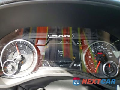 Zdjęcie 9 z 12 samochodu: 2026 RAM 1500 LARAMIE VIN:1C6SRFJT2TN302091 - miniatura