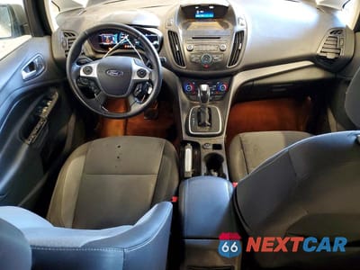 Zdjęcie 8 z 13 samochodu: 2017 FORD C-MAX SE VIN:1FADP5AU9HL113067 - miniatura