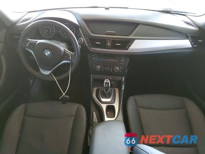 Zdjęcie 8 z 11 samochodu: 2015 BMW X1 XDRIVE28I VIN:WBAVL1C5XFVY28818 - miniatura