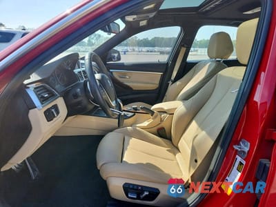 Zdjęcie 7 z 12 samochodu: 2017 BMW 330 I VIN:WBA8B9C57HK675835 - miniatura