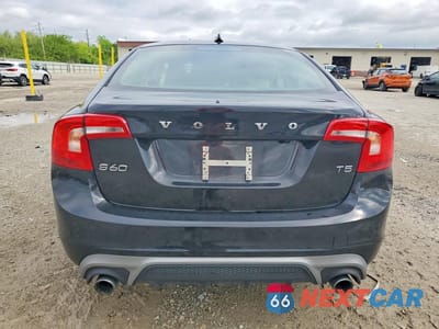 Zdjęcie 6 z 13 samochodu: 2018 VOLVO S60 DYNAMIC VIN:YV126MFL5J2453577 - miniatura