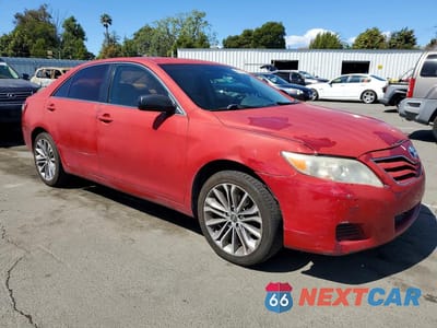 Czwarte zdjęcie samochodu z boku: 2010 TOYOTA CAMRY LE VIN:4T4BF3EKXAR012266 - miniatura