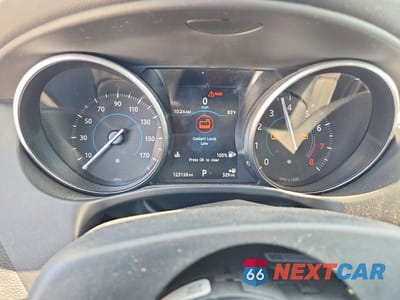 Zdjęcie 9 z 12 samochodu: 2017 JAGUAR XE PREMIUM VIN:SAJAD4BG4HA975487 - miniatura