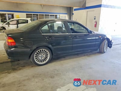 Trzecie zdjęcie samochodu z tyłu: 2003 BMW 330 I VIN:WBAEV53433KM30503 - miniatura
