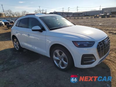 Czwarte zdjęcie samochodu z boku: 2021 AUDI Q5 PREMIUM PLUS VIN:WA1BAAFY2M2014530 - miniatura