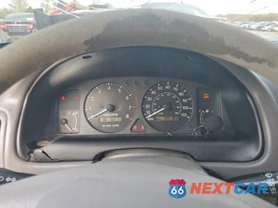Zdjęcie 9 z 12 samochodu: 2001 TOYOTA COROLLA LE VIN:2T1BR12E51C486342 - miniatura