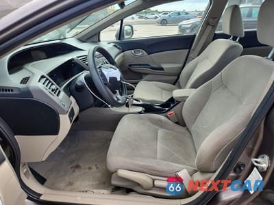 Zdjęcie 7 z 11 samochodu: 2012 HONDA CIVIC LX VIN:19XFB2F59CE013649 - miniatura