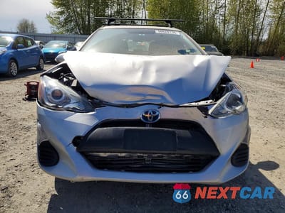 Piąte zdjęcie samochodu w środku: 2016 TOYOTA PRIUS C TWO VIN:JTDKDTB30G1119869 - miniatura