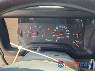 Zdjęcie 9 z 11 samochodu: 2003 JEEP WRANGLER / TJ SE VIN:1J4FA29123P356888 - miniatura