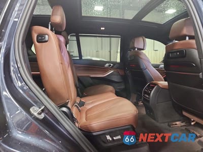 Zdjęcie 11 z 13 samochodu: 2022 BMW X7 M50I VIN:5UXCX6C06N9K34670 - miniatura