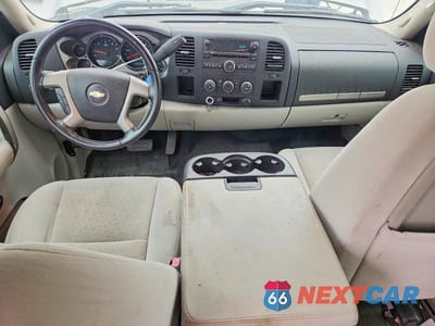 Zdjęcie 8 z 12 samochodu: 2008 CHEVROLET SILVERADO C1500 VIN:3GCEC13J08G281098 - miniatura