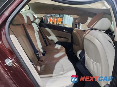 Zdjęcie 10 z 13 samochodu: 2016 KIA OPTIMA LX VIN:5XXGT4L36GG015677 - miniatura