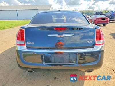 Zdjęcie 6 z 12 samochodu: 2014 CHRYSLER 300 VIN:2C3CCAAG3EH343334 - miniatura