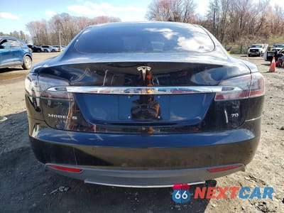 Zdjęcie 6 z 13 samochodu: 2016 TESLA MODEL S VIN:5YJSA1E1XGF124219 - miniatura
