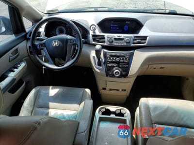 Zdjęcie 8 z 13 samochodu: 2011 HONDA ODYSSEY EXL VIN:5FNRL5H60BB102262 - miniatura