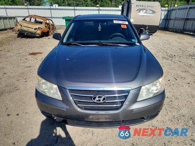 Piąte zdjęcie samochodu w środku: 2010 HYUNDAI SONATA VIN:5NPET4AC7AH617977 - miniatura