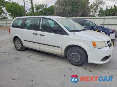 Czwarte zdjęcie samochodu z boku: 2016 DODGE GRAND CARAVAN SE VIN:2C4RDGBG4GR204315 - miniatura