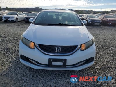 Piąte zdjęcie samochodu w środku: 2013 HONDA CIVIC LX VIN:19XFB2F57DE245457 - miniatura