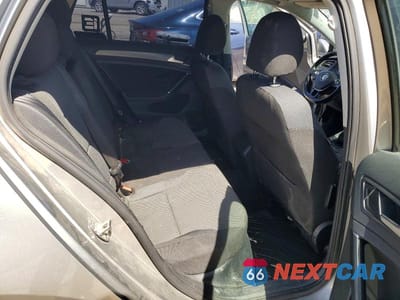 Zdjęcie 10 z 12 samochodu: 2018 VOLKSWAGEN GOLF S VIN:3VWB17AU9JM262692 - miniatura
