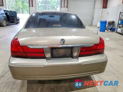 Zdjęcie 6 z 12 samochodu: 2005 MERCURY GRAND MARQUIS GS VIN:2MEFM74W75X620633 - miniatura