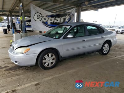 2005 FORD TAURUS SEL 1FAFP56245A239585 - główne zdjęcie licytacji z USA - miniatura